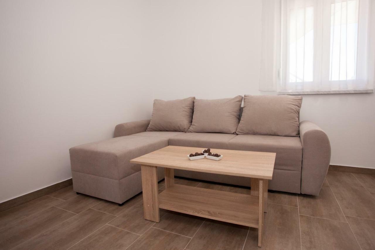 Apartments Mia 4&5 Baška Voda Kültér fotó