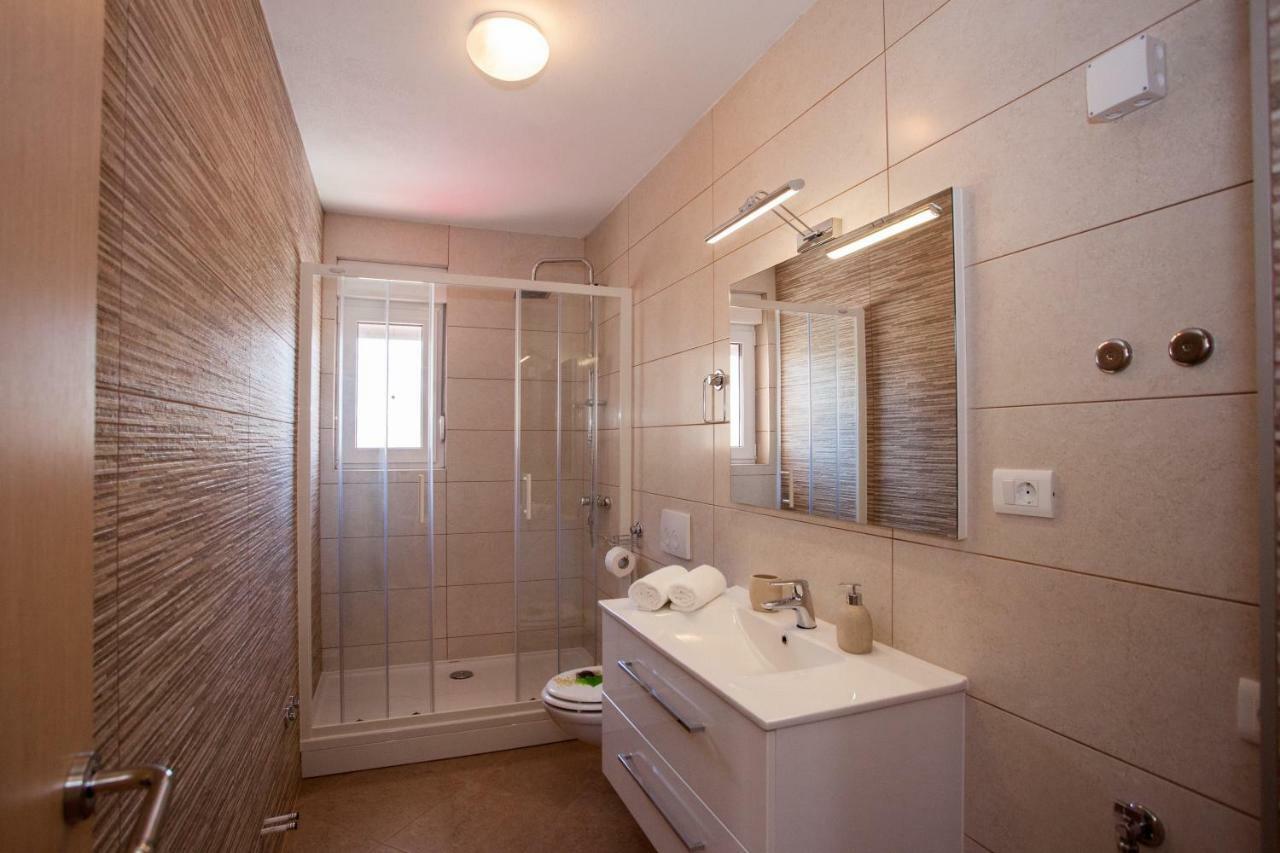 Apartments Mia 4&5 Baška Voda Kültér fotó