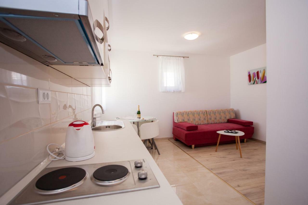 Apartments Mia 4&5 Baška Voda Kültér fotó