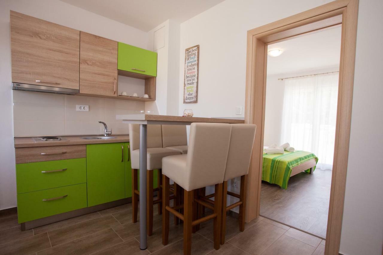 Apartments Mia 4&5 Baška Voda Kültér fotó