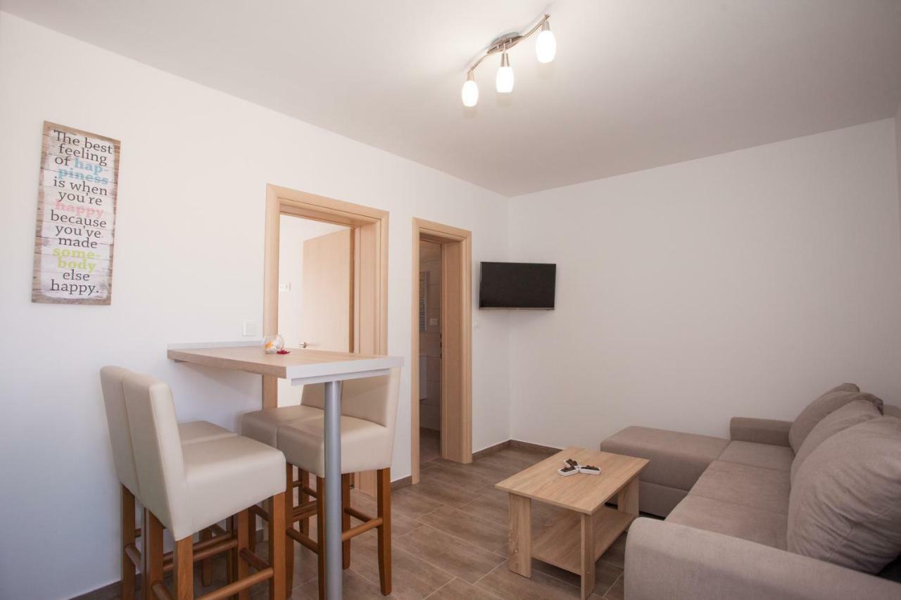 Apartments Mia 4&5 Baška Voda Kültér fotó